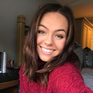 Meet your Posher, Yulia